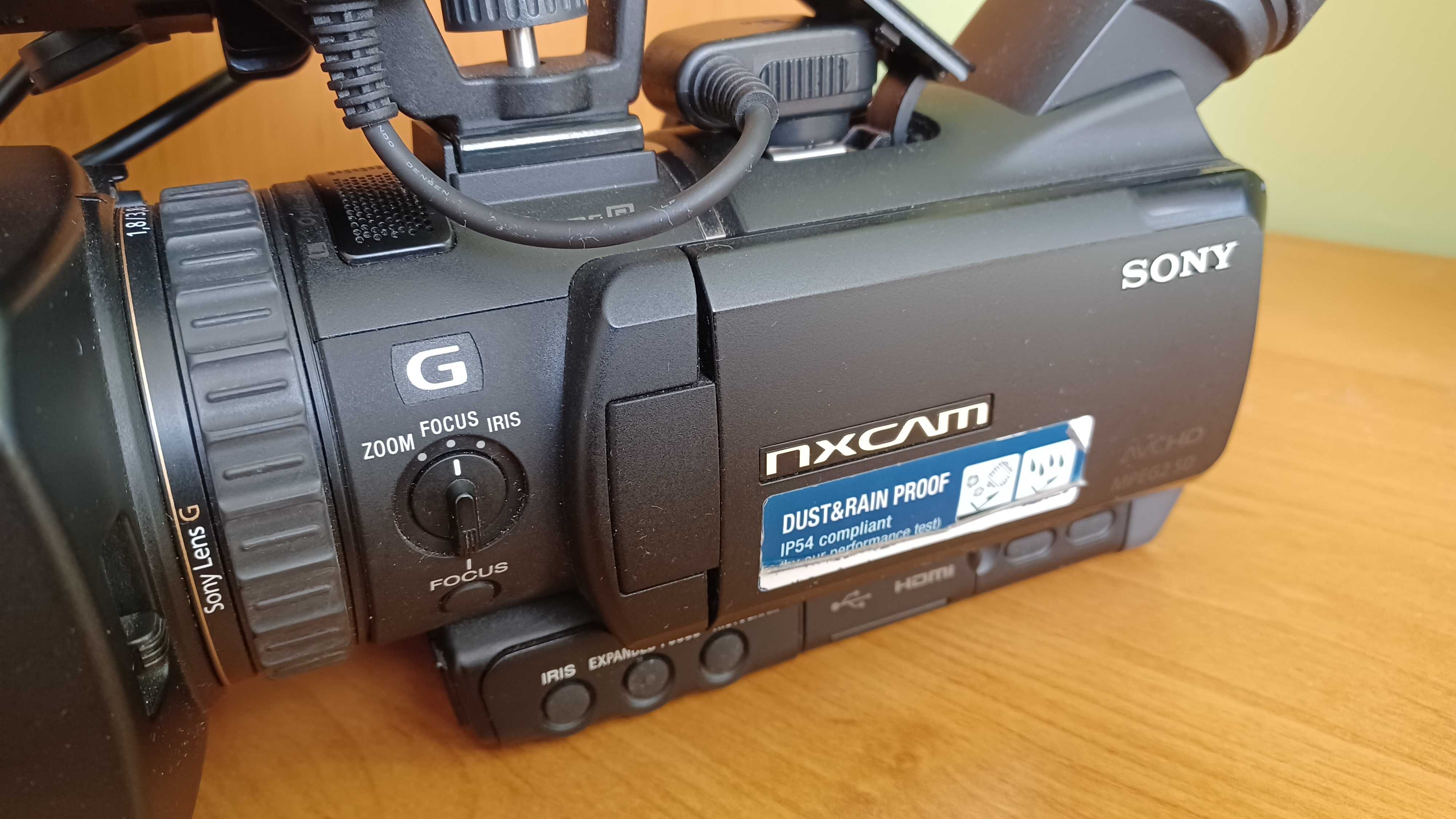 Kamera Profesjonalna Full HD Sony HXR-NX70E