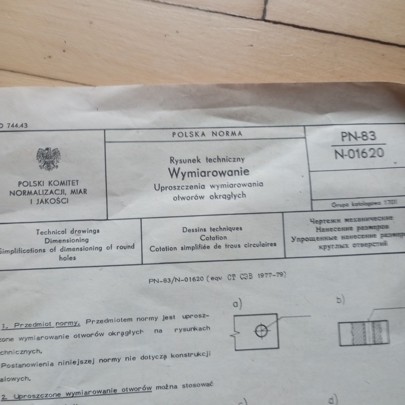PN-83 N-01620 rysunek techniczny wymiarowanie uproszczenia otwory okr