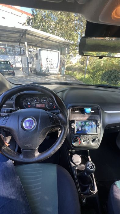 Carro fiat punto