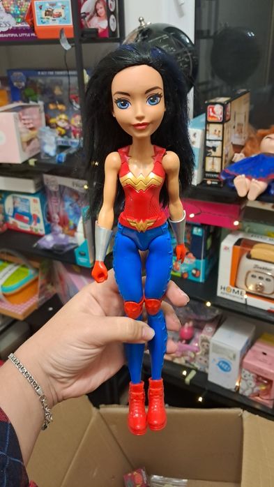 Чудо жінка оригінал