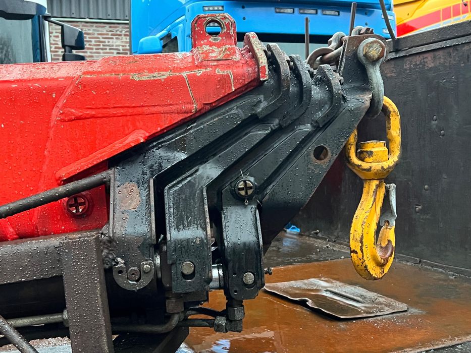 Volvo FH460 8x4 Grua PM85 Ton