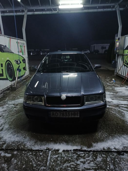 Продам своє авто : ухожоне, дуже бережне використання.