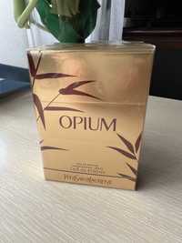 YSL Opium perfum