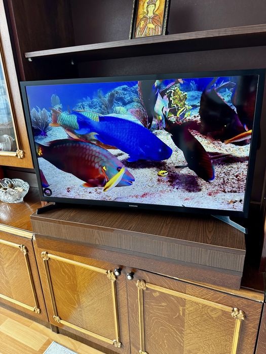 Телевізор Samsung UE32T4500AU, 32