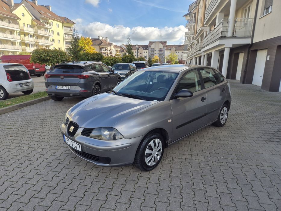 SEAT IBIZA 1.2 12V benzyna / 5 drzwi / Salon Polska