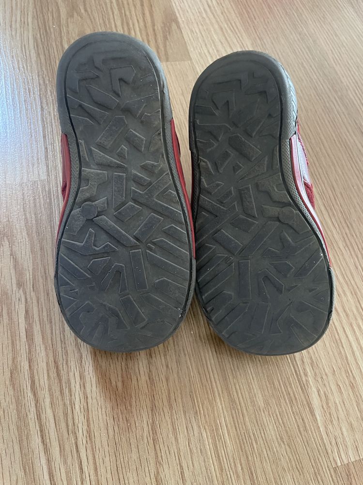 Buty wiosenne dla dziewczynki 24