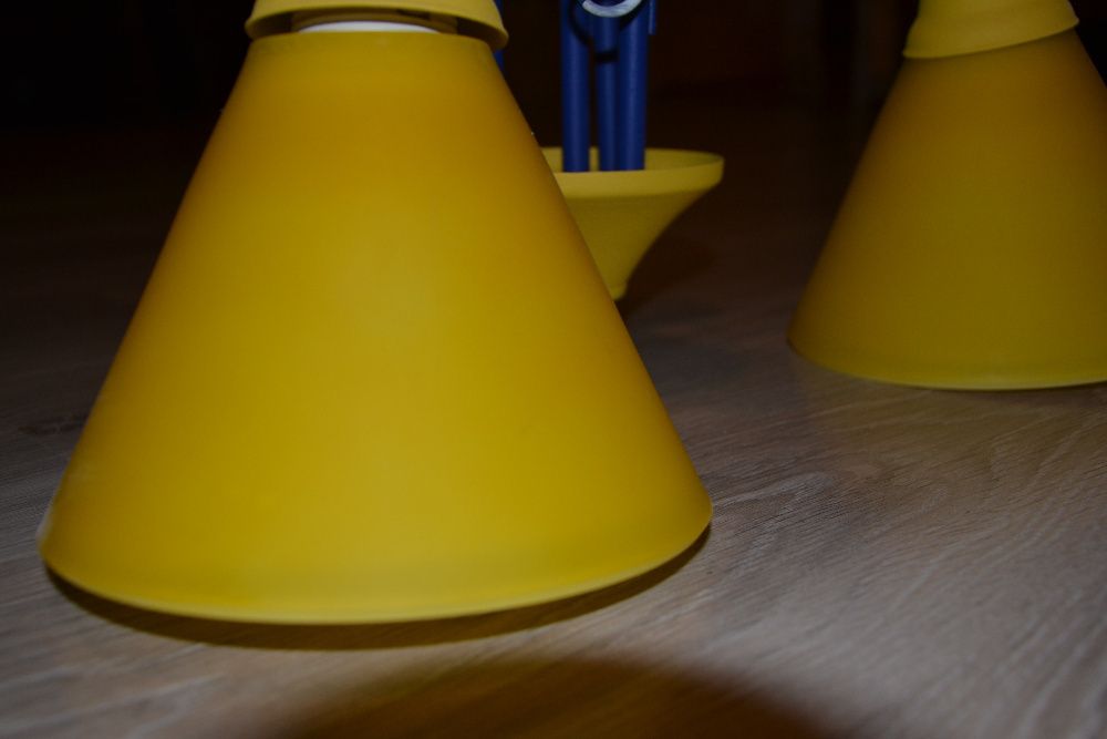 Żyrandol niebiesko - żółty /lampa sufitowa wisząca/