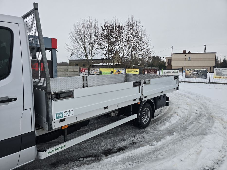 Skrzynia zabudowa Paka zabudowa skrzyniowa otwarta Sprinter Iveco Rena