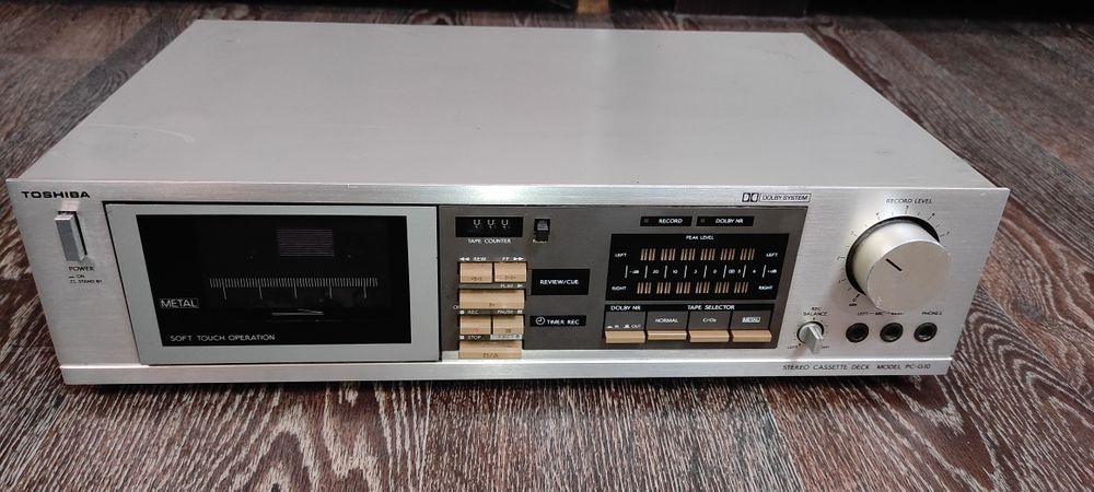Кассетная дека Toshiba PC-G10