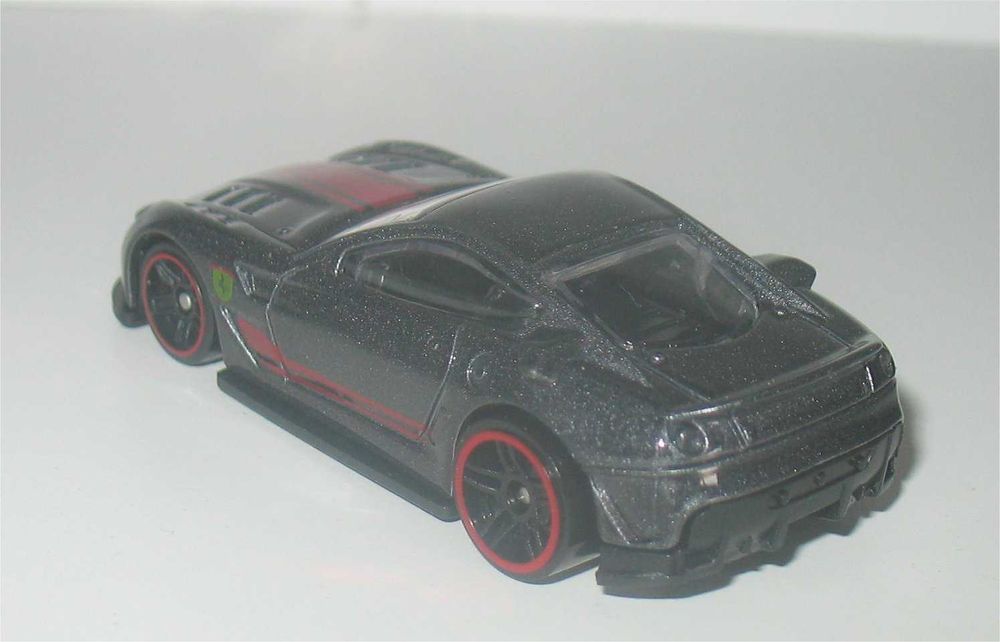 Ferrari 599XX (Escala 1/64 aproximada)