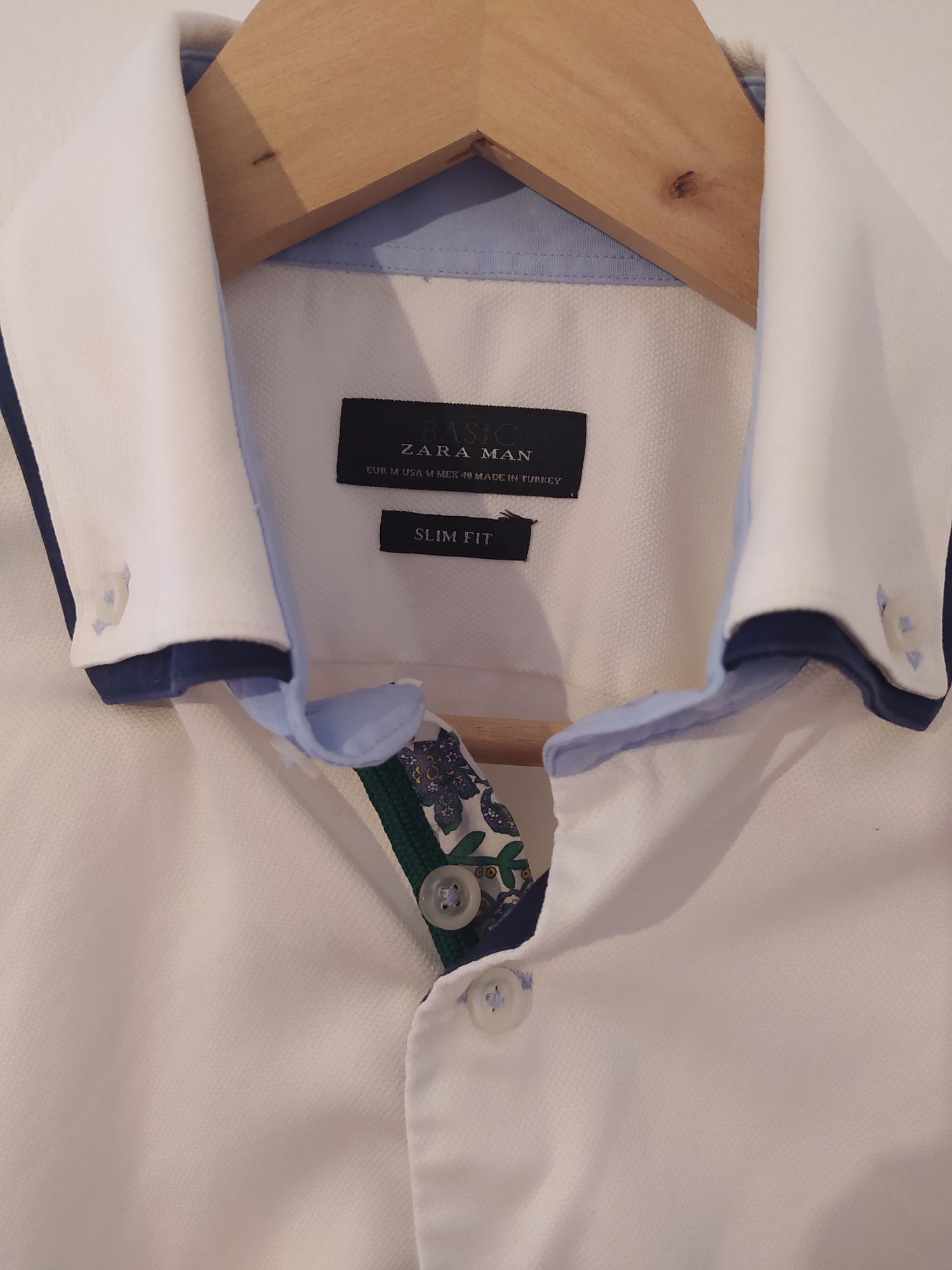Camisa Zara slim fit tamanho M (40)