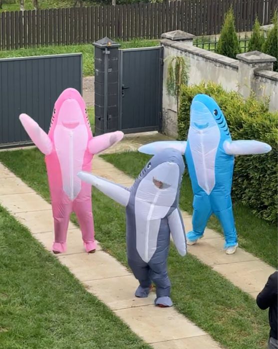 Прокат надувний костюм акула на вечірку Львів