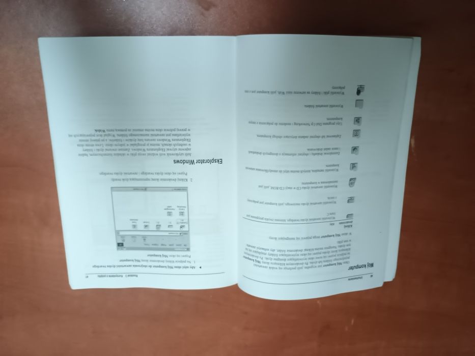 Uruchamianie Microsoft Windows 98 SE