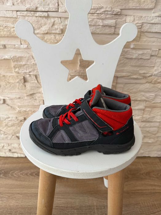 Buty dla chłopca trekkingowe czarne r. 34 Decathlon