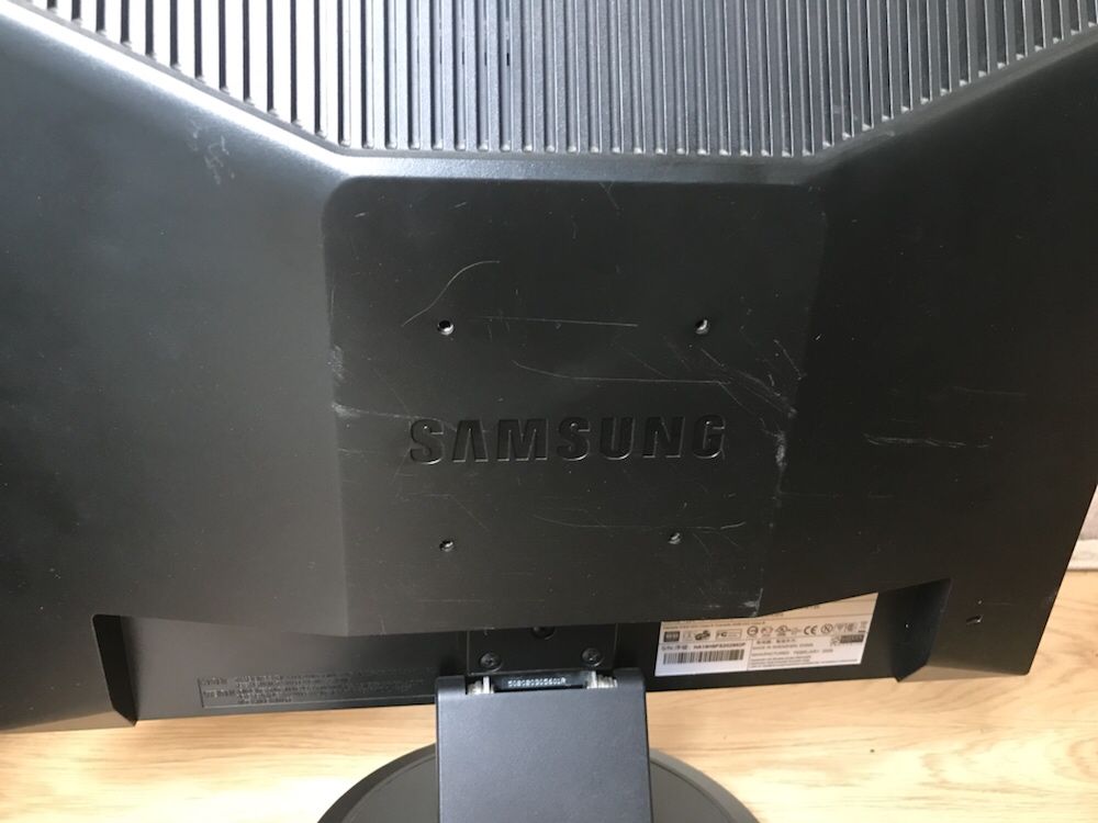 Samsung 923NW Монитор