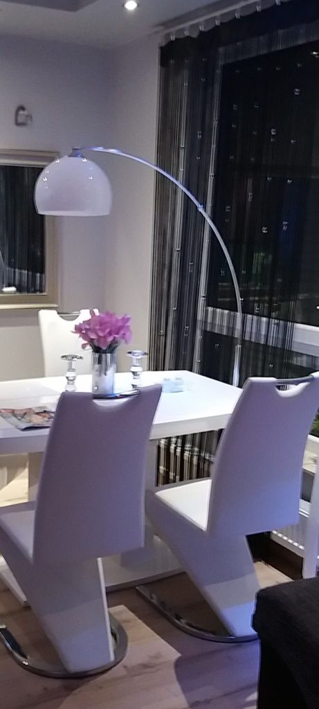 Lampa stojąca łukowa