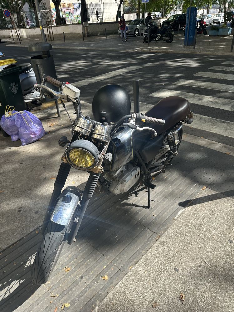 Vendo Mota Mash 125cc usada