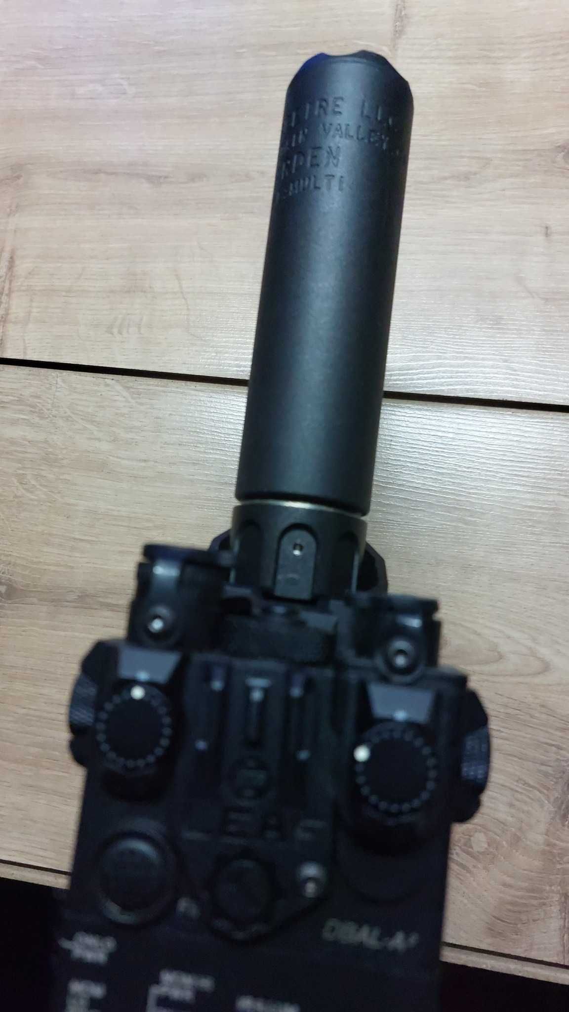[Airsoft] Silenciador em metal para pintura legal