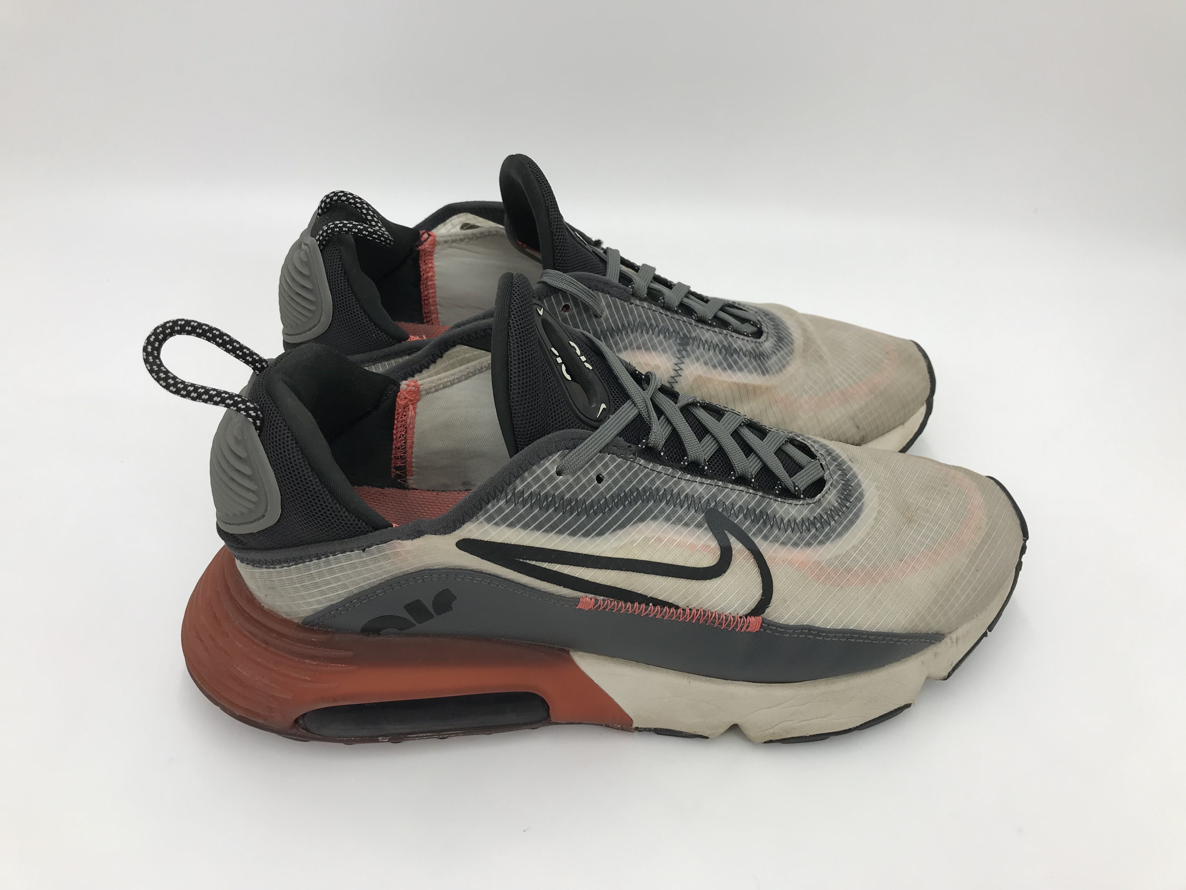 Buty sportowe męskie Nike Air Max 2090 r. 44