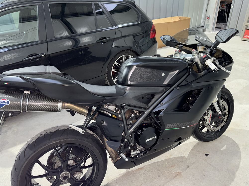 Ducati 848 evo 2011