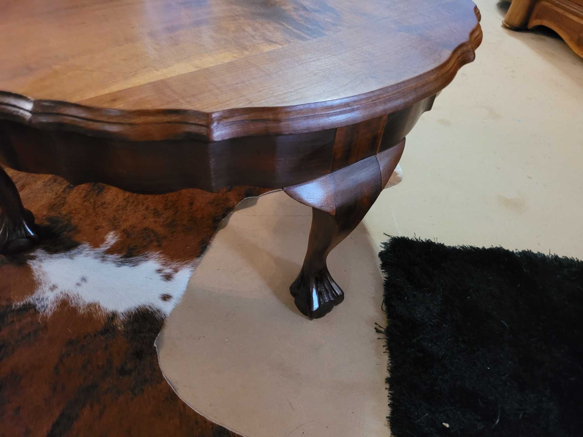 Mesa de centro em madeira maciça - Restaurada