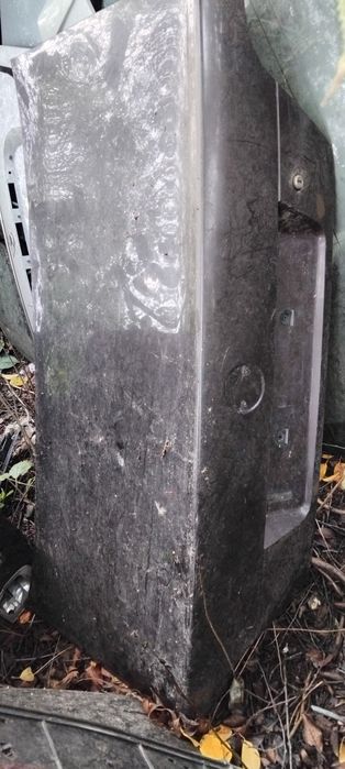 Бмв е 38 крышка багажника