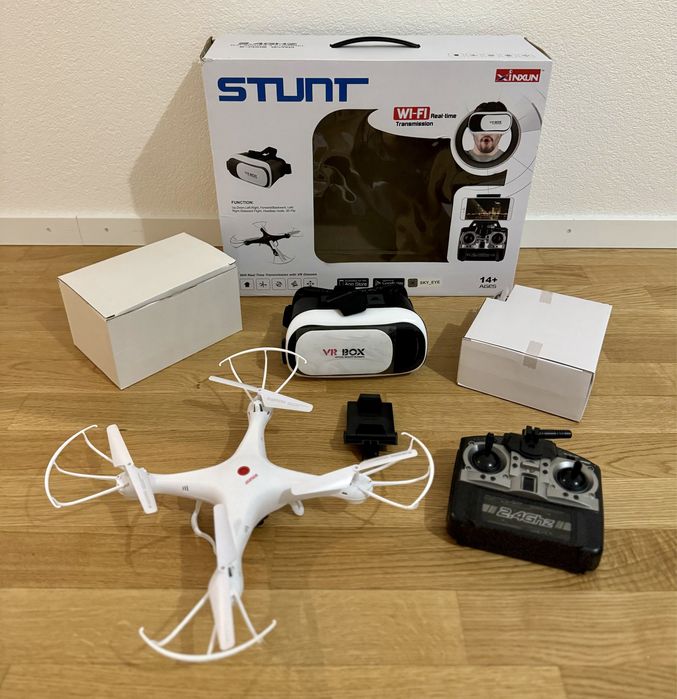 Квадрокоптер  XINXUN STUNT с Wi-Fi камерой и VR-очками