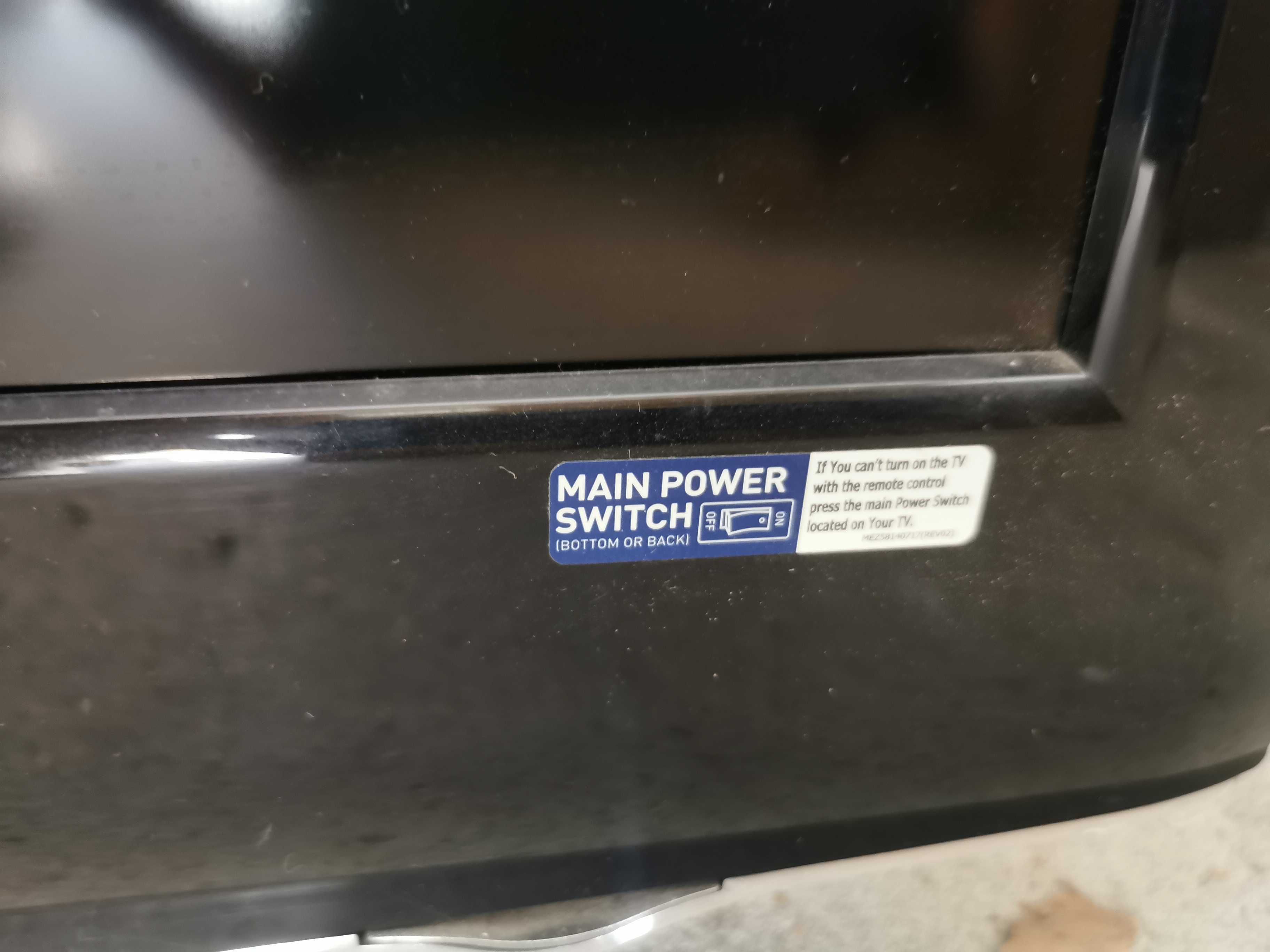 Telewizor LG 32 całe w bardzo dobrym stanie technicznym