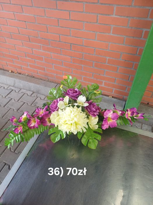 Stroiki, Kompozycje nagrobne, Wszystkich Świętych