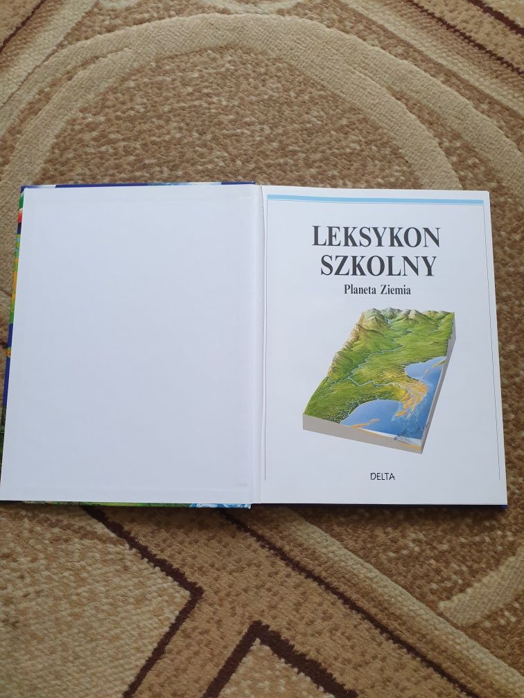 Oxford Leksykon Szkolny Planeta Ziemia album naukowy dla dzieci