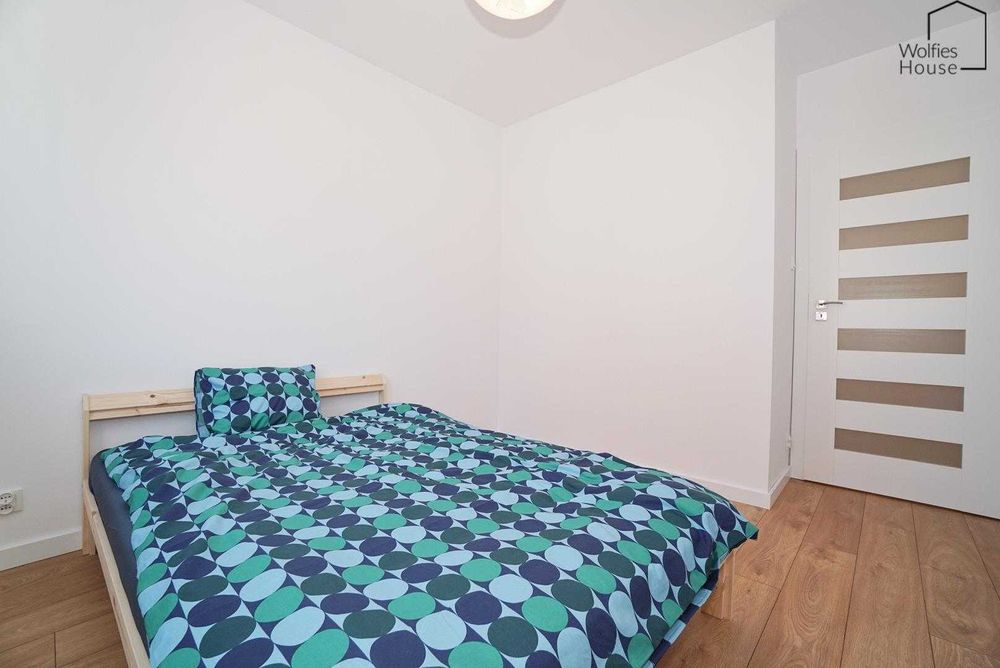 Quattro Business Park | 2 POK. + kuchnia | ENG