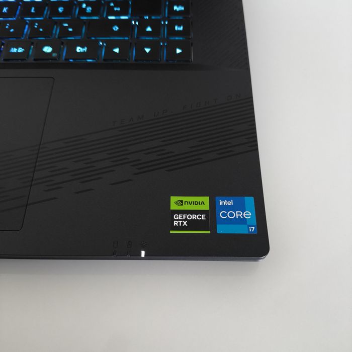 AORUS RTX 4070 i7 13650HX 32RAM