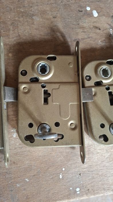 Zamek wpuszczany Assa Abloy 2014 72/45 KL/WC bez zaczepu