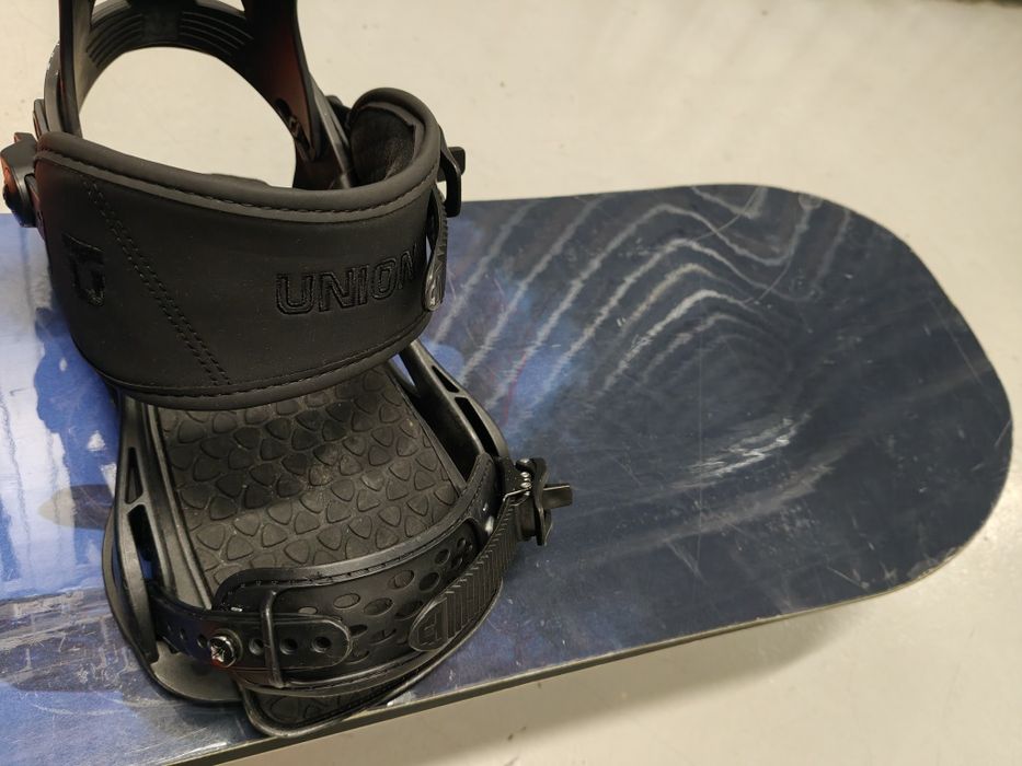 Snowboard CAPITA i Union komplet
