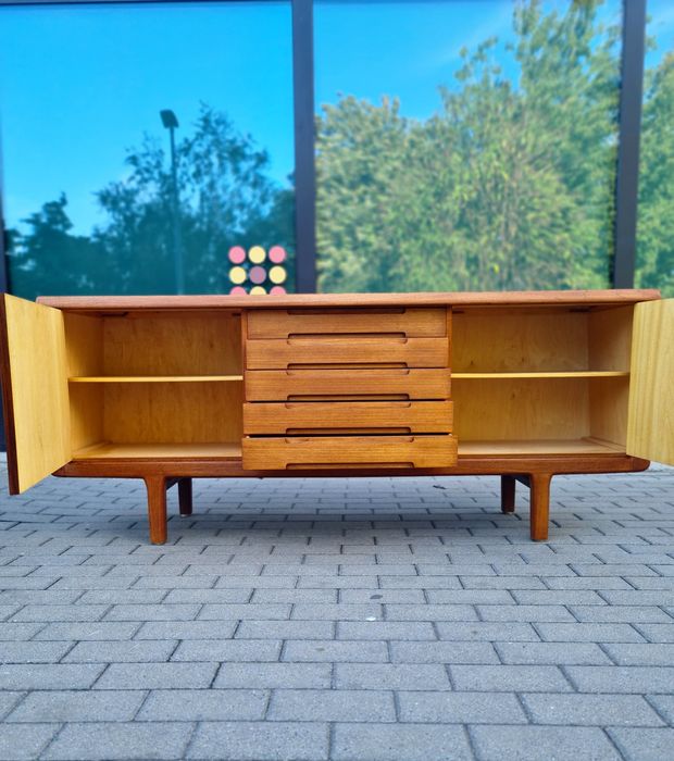 Komoda tekowa,sideboard,vintage design,Dania lata 60-70,mid-century