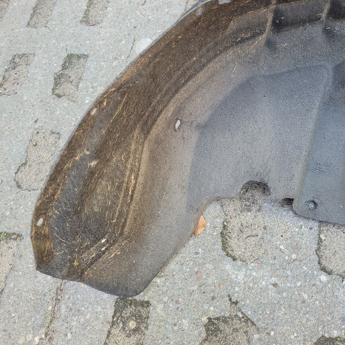 Nadkole materiałowe tył prawe audi a4 b8 sedan 2008r