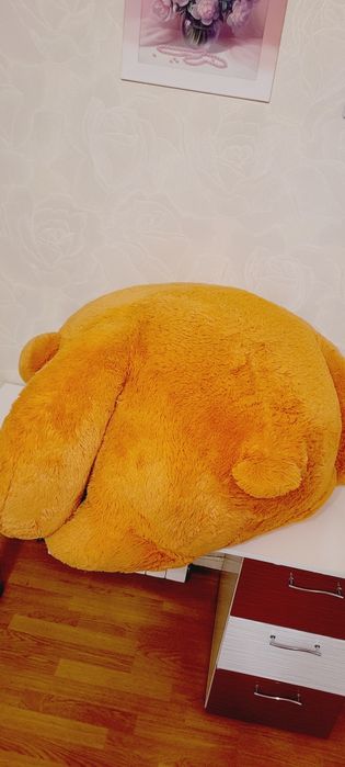 Медведь плюшевый в человеческий рост