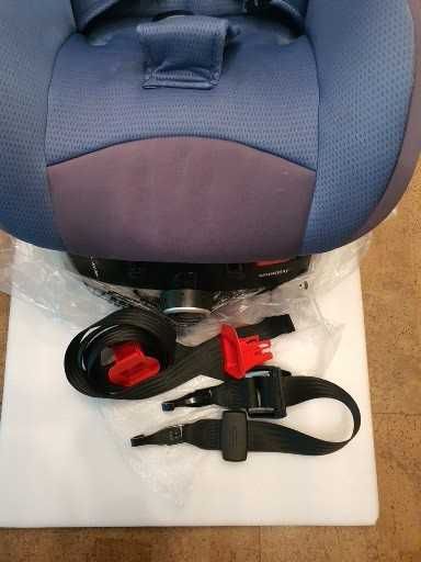 Fotelik samochodowy Casualplay Q-Retraktor Fix II 9-25kg  stan idealny
