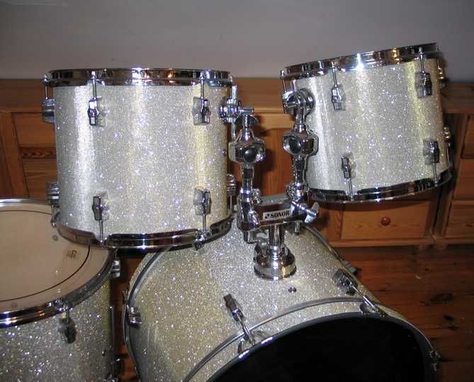 Sprzedam Zamienię Sonor Force 2001 RockShellset. 22,16,13,12"Perkusja