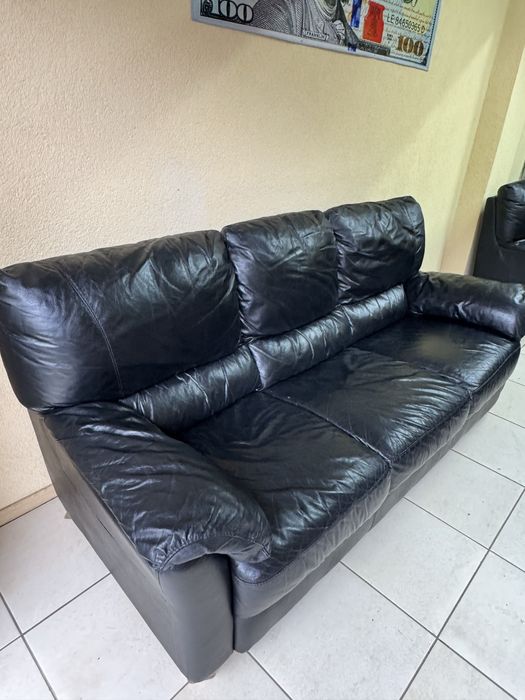 Диван шкіряний трійка 210*90см