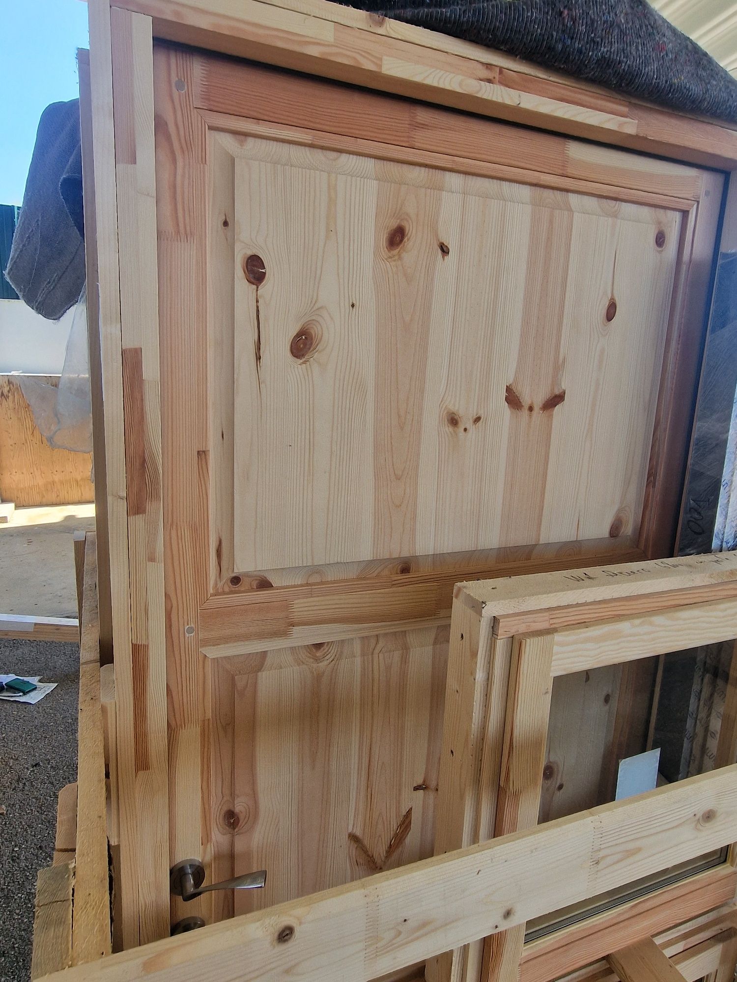 Portas deslizantes - Conjunto Challet de Madeira