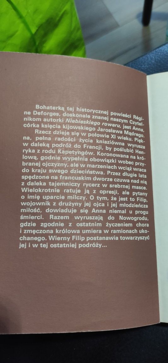 "Pod niebem Nowogrodu" Regine Deforges