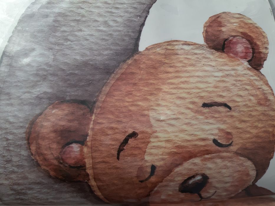 Duża naklejka miś na księżycu do pokoju dziecka