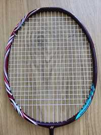 Yonex astrox 100zz