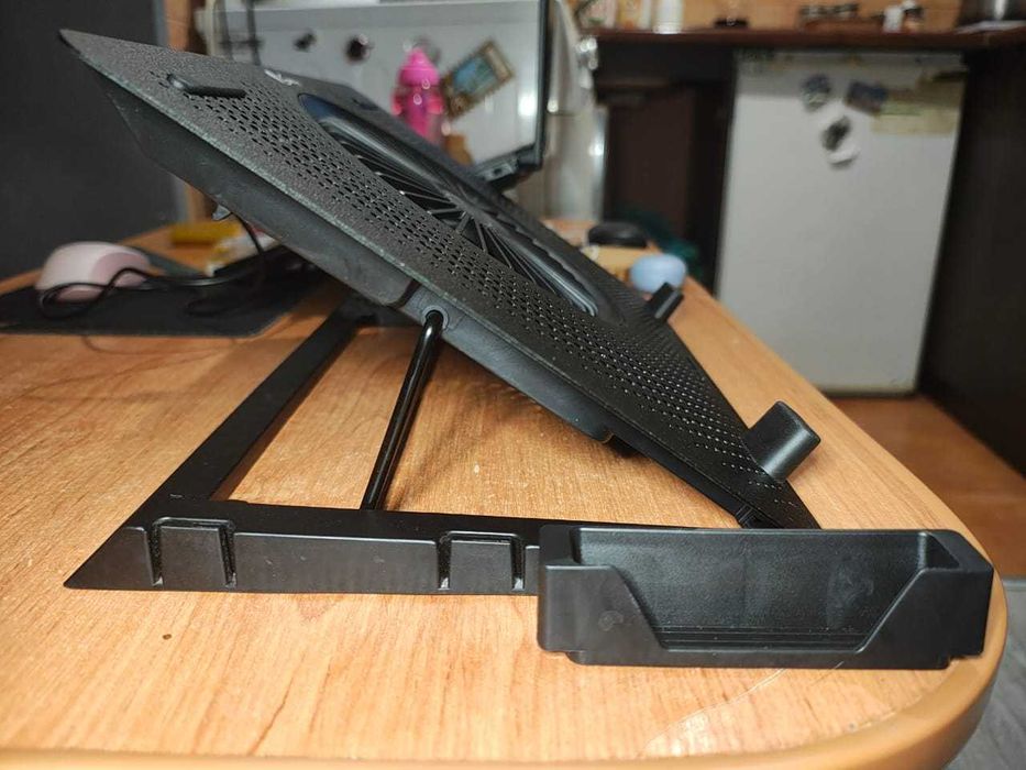 Podstawka pod laptopa