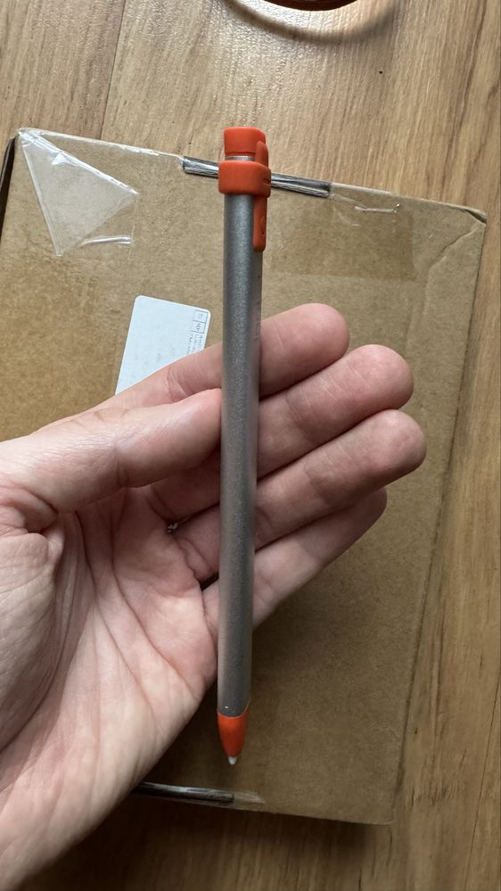 Logitech Crayon iPad pomarańczowy - Wejście lightnining