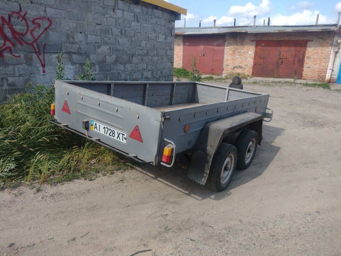 Причіп двухвісний