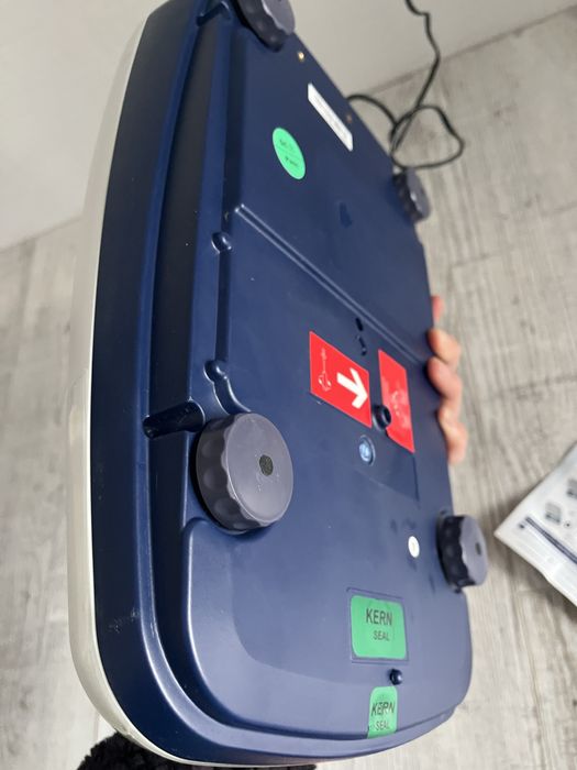 Електронні ваги Kern EWJ 6000-1SM