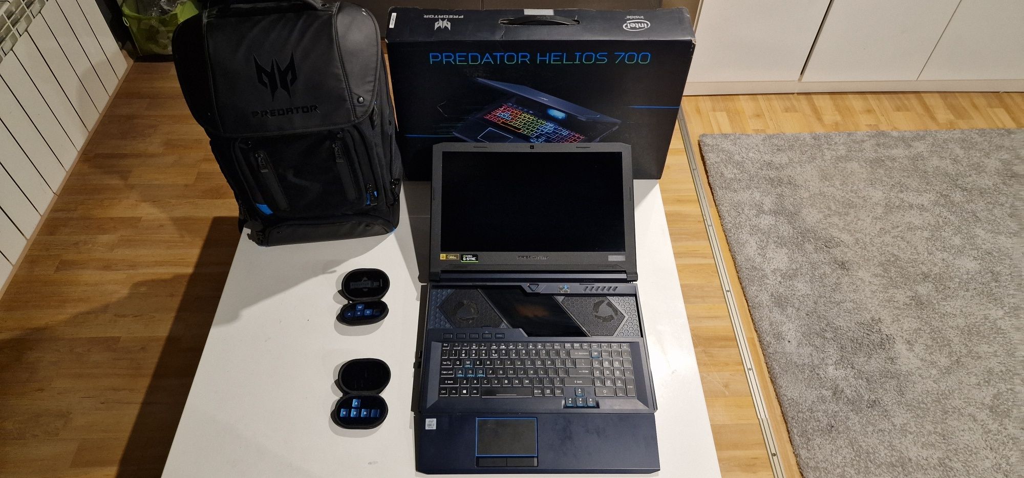 Laptop gamingowy ACER Predator Helios 700 17.3" plecak ładowarka 71772
