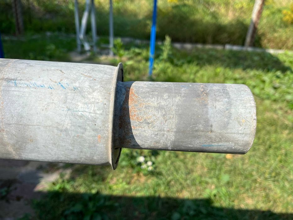 Труба из оцинковки с коленом